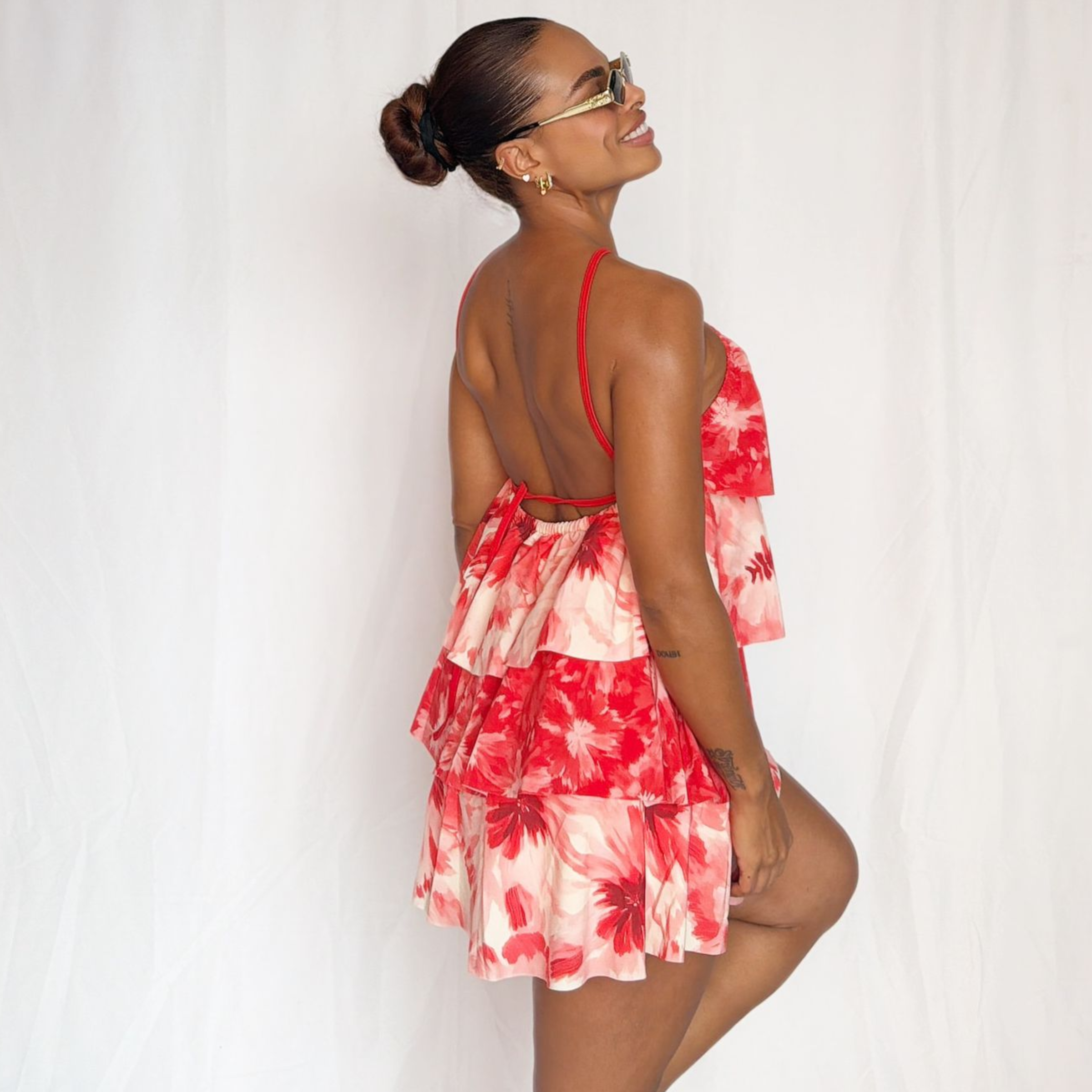 RUFFLE DRESS RED