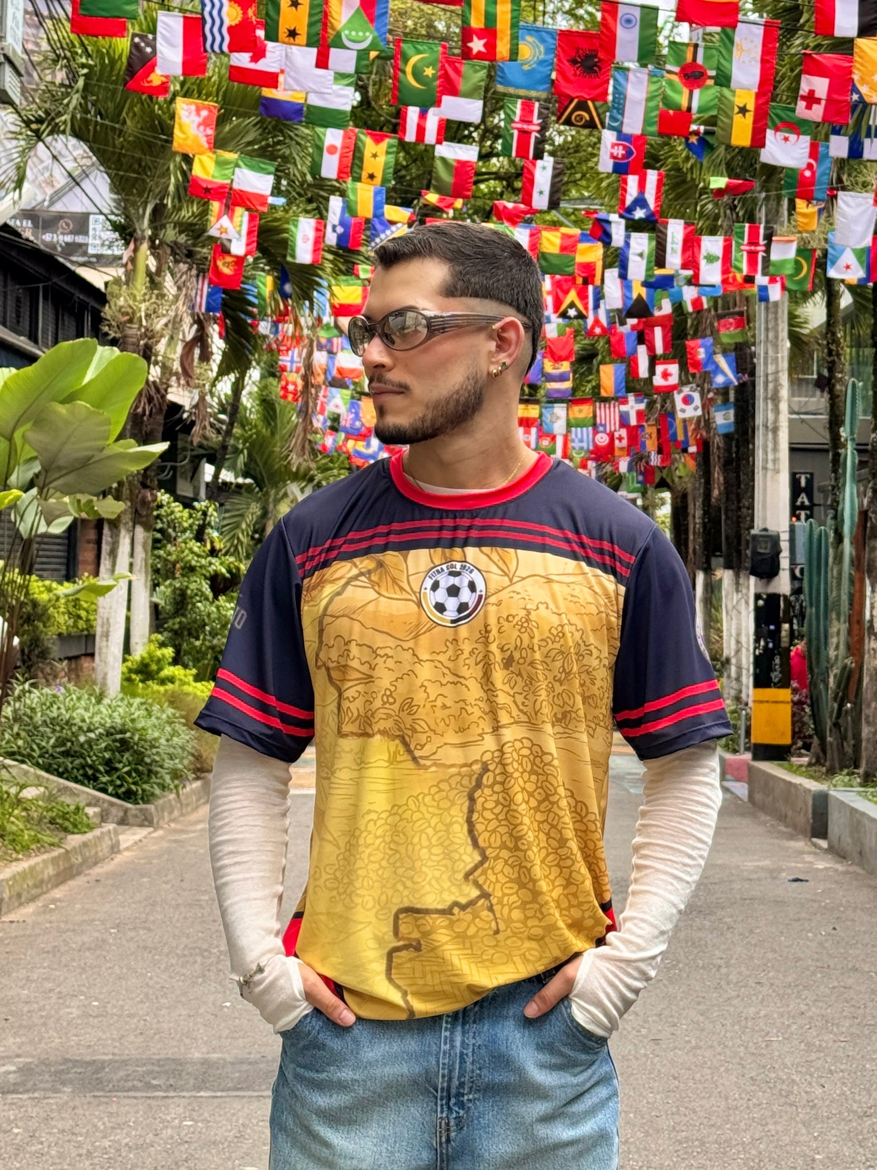 CAMISETA HOMBRE DE COLOMBIA