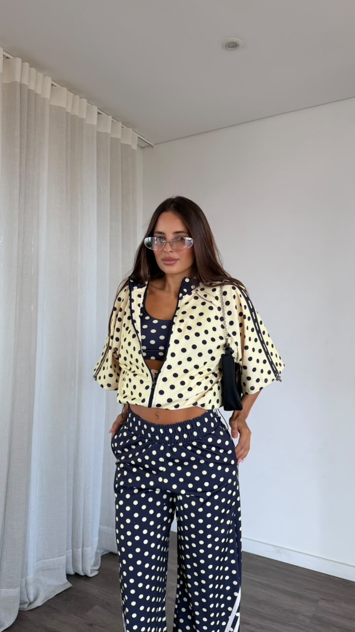 SET VIAJERO LUNARES AMARILLO